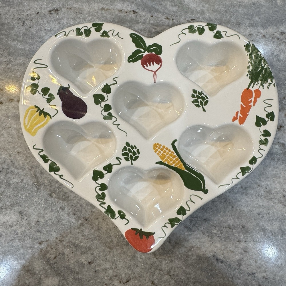 VTG Chaparral Hand Painted Stoneware Garden Vegetable Heart Shape Muffin Bake